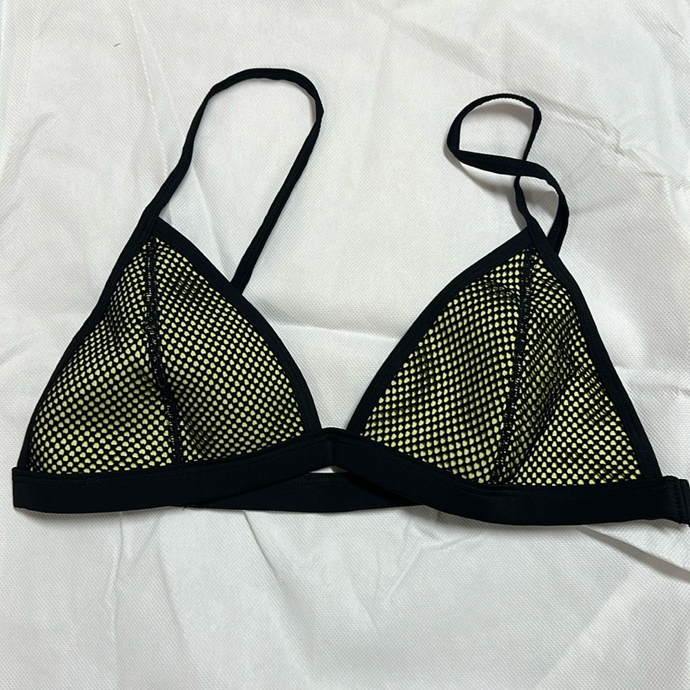 NWOT Triangl swim top